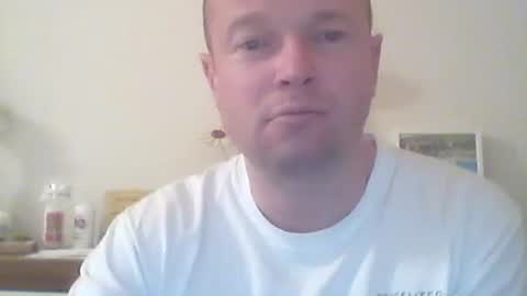 nick1990b online show from March 23, 6:23 pm