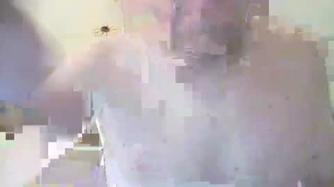 nick1990b online show from May 4, 5:42 pm
