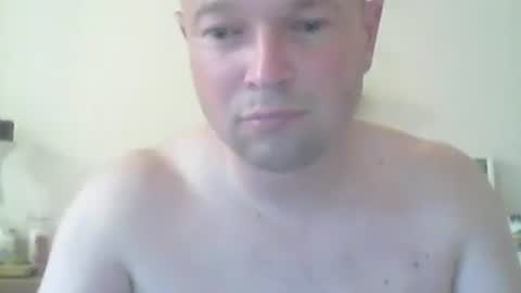 nick1990b online show from July 13, 6:22 pm