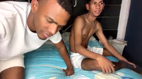 Snapshot of nick_collins20 chatting on February 21, 9:45 am Nick online show from February 21, 9:45 am