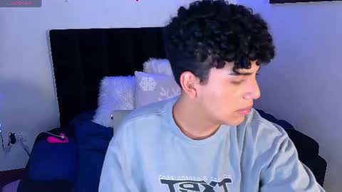 Snapshot of nick_twiink chatting on August 2, 4:55 am nick_twiink online show from August 2, 4:55 am