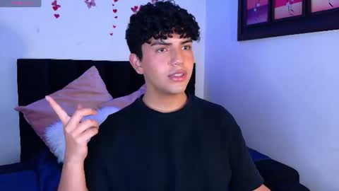 Snapshot of nick_twiink chatting on August 3, 3:16 am nick_twiink online show from August 3, 3:16 am