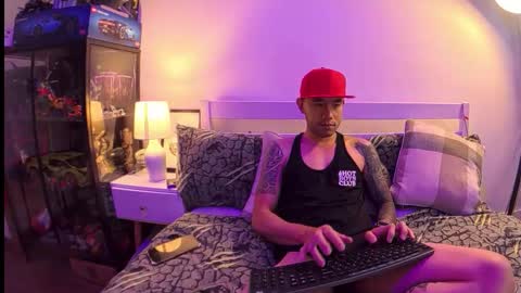 Snapshot of nickboiixx chatting on September 10, 10:59 am Nickboiix UK online show from September 10, 10:59 am