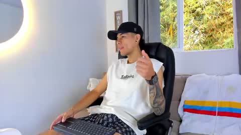 Nick Copeer  online show from July 4, 12:44 pm