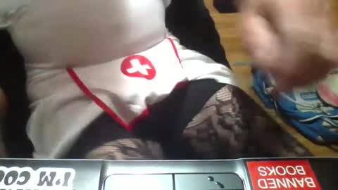 nickibabe1980 online show from October 2, 10:39 pm