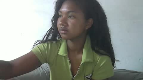 nickiqqyuu online show from May 14, 12:06 am