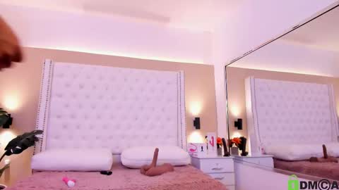 Snapshot of nickky_thompson chatting on November 13, 1:10 pm nickky online show from November 13, 1:10 pm