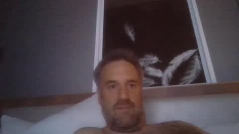 nicknut07 online show from July 2, 3:06 am
