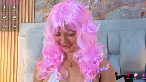 nickollsaenz online show from April 18, 5:22 am