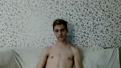 Snapshot of nicksuper8 chatting on December 1, 10:21 pm Nick online show from December 1, 10:21 pm