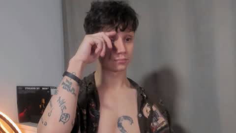 Nicky Neal online show from December 10, 12:50 am