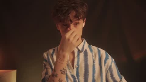 Nicky Neal online show from February 6, 5:30 pm