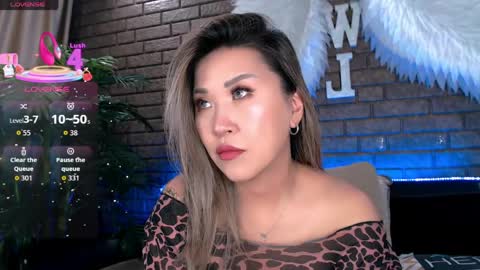 Snapshot of nicky_owl chatting on May 20, 9:48 am Today is my 41st birthday And in 2 hours Im waiting for you on the stream Stock up on tokens and a good mood Nicky online show from May 20, 9:48 am