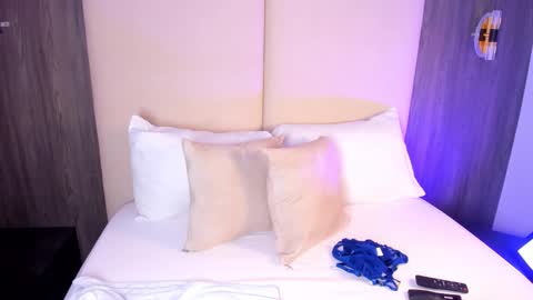 Snapshot of nicky_peyton chatting on February 6, 2:38 am Nicky online show from February 6, 2:38 am