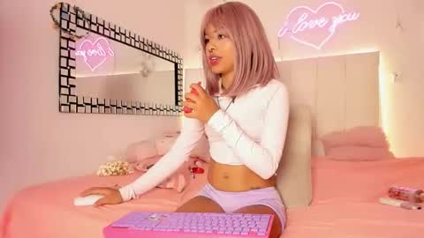 Snapshot of nicky_teem chatting on April 25, 12:52 pm nicky_teem online show from April 25, 12:52 pm