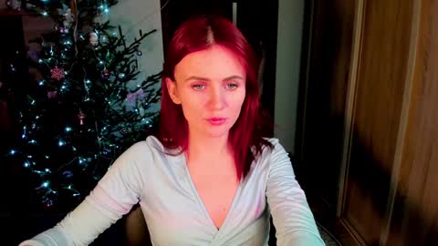 Snapshot of nicky_weekends chatting on December 27, 2:54 pm Nicky Weekends online show from December 27, 2:54 pm