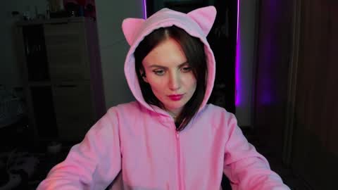 Snapshot of nicky_weekends chatting on February 8, 7:27 pm Nicky Weekends online show from February 8, 7:27 pm