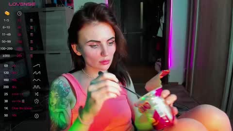 Snapshot of nicky_weekends chatting on February 24, 4:15 pm Nicky Weekends online show from February 24, 4:15 pm