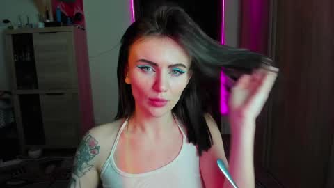 Snapshot of nicky_weekends chatting on March 7, 1:53 am Nicky Weekends online show from March 7, 1:53 am