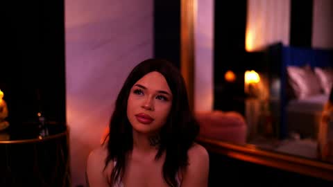 Nicky online show from April 7, 6:52 pm