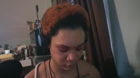 Snapshot of nickythehawtie chatting on February 19, 3:19 pm nickythehawtie online show from February 19, 3:19 pm