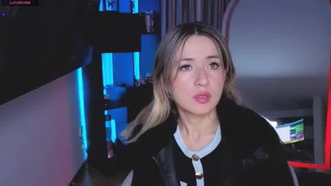 Nicky online show from November 21, 9:46 pm