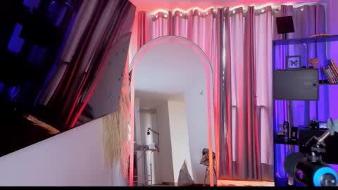 Nicky online show from March 26, 4:56 pm