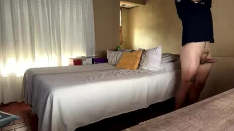 Snapshot of nico202095 chatting on February 3, 7:52 pm nicolas online show from February 3, 7:52 pm