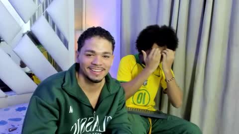 Snapshot of nico_blaze7 chatting on November 14, 1:21 pm nico_blaze7 online show from November 14, 1:21 pm