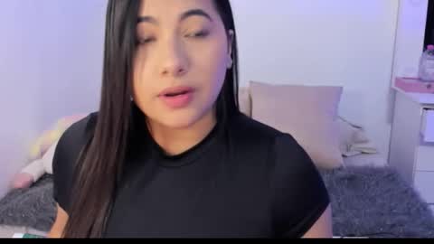 nicol online show from February 16, 6:26 pm