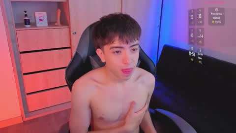 Nicolas online show from October 27, 8:13 pm