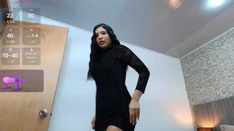 Snapshot of nicol_alvarez chatting on November 27, 8:00 pm Nicol Alvarez online show from November 27, 8:00 pm