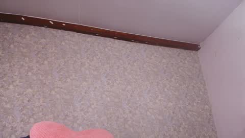 Snapshot of nicol_ferrer chatting on December 21, 7:49 pm Nicol online show from December 21, 7:49 pm