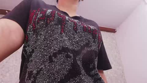 Snapshot of nicol_ferrer chatting on December 29, 7:11 pm Nicol online show from December 29, 7:11 pm