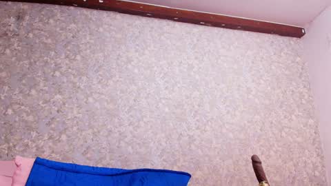 Snapshot of nicol_ferrer chatting on January 25, 1:43 am Nicol online show from January 25, 1:43 am