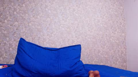 Snapshot of nicol_ferrer chatting on January 26, 10:24 pm Nicol online show from January 26, 10:24 pm