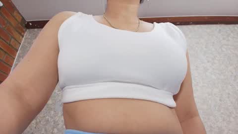 Snapshot of nicol_ferrer chatting on September 23, 7:28 pm Nicol online show from September 23, 7:28 pm