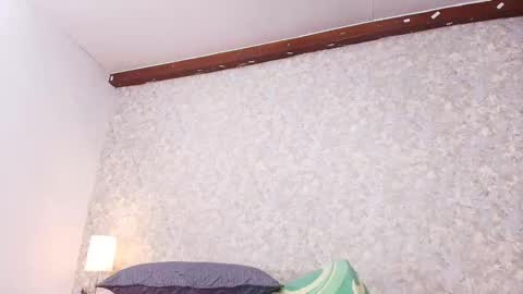 Snapshot of nicol_ferrer chatting on October 7, 8:06 pm Nicol online show from October 7, 8:06 pm