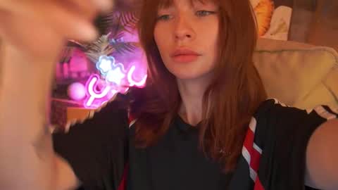 Nicol Moonn online show from February 3, 6:51 am