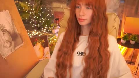 Nicol Moonn online show from March 26, 3:39 pm