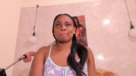 Snapshot of nicol_villa_ chatting on January 17, 11:17 am Nicol Villa online show from January 17, 11:17 am