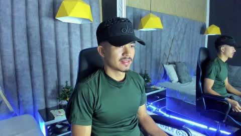 Nicolai online show from December 14, 12:43 pm