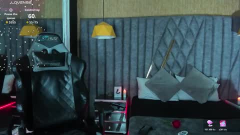 Nicolai online show from February 10, 12:20 pm