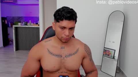 Snapshot of nicolas_montoya chatting on October 6, 3:53 pm nicolas_montoya online show from October 6, 3:53 pm