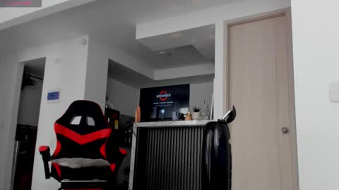 Snapshot of nicolas_montoya chatting on November 11, 9:26 pm nicolas_montoya online show from November 11, 9:26 pm