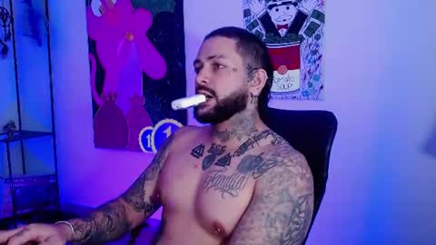 Snapshot of nicolas_torres99 chatting on June 23, 3:04 am nicolas online show from June 23, 3:04 am