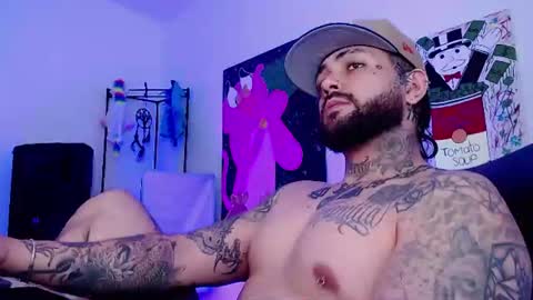 Snapshot of nicolas_torres99 chatting on June 24, 3:38 am nicolas online show from June 24, 3:38 am