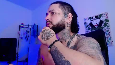 Snapshot of nicolas_torres99 chatting on June 25, 3:17 am nicolas online show from June 25, 3:17 am