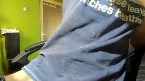 L. Nicolas online show from March 10, 6:29 am