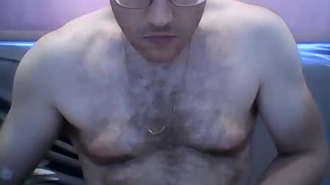 nicolaslapin87 online show from July 28, 3:32 pm